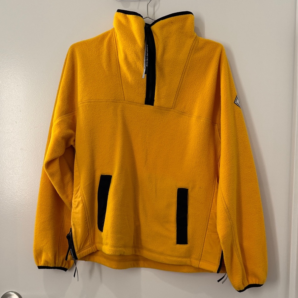 Vibrant Yellow Fleece Pullover